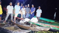 কাপ্তাইয়ে কারেন্ট জাল ও  ২টি নৌকা জব্দ