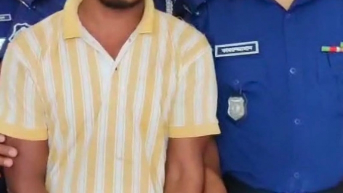 মিরসরাইয়ে শিশু ও তরুণী ধর্ষণের ঘটনায় গ্রেফতার-২