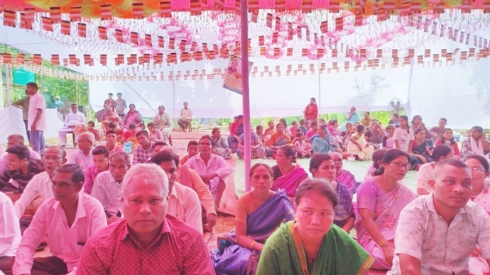 ডলুছড়া মহামুনি বৌদ্ধ বিহারে ১৮তম কঠিন চীবর দান ও স্থবির  বরণোৎসব সম্পন্ন