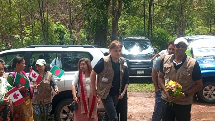 কাপ্তাইয়ে জীববৈচিত্র্য সংরক্ষণ প্রকল্প পরিদর্শনে কানাডিয়ান হাইকমিশনার