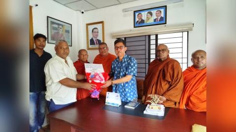 বিশ্বশান্তি-শোভাযাত্রা ও জাতীয় বৌদ্ধ মহাসম্মেলনে পার্বত্য মন্ত্রী দীপেন দেওয়ান প্রধান অতিথি থাকার সম্মতি জ্ঞাপন করেছেন
