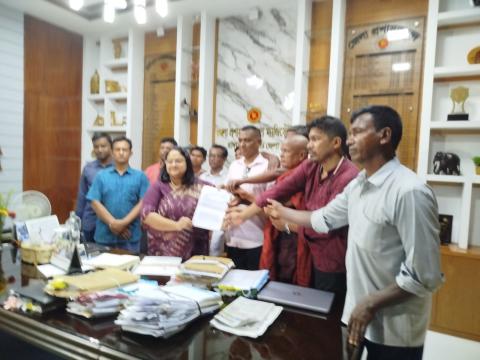 পার্বত্য অঞ্চলে বসবাসরত বড়ুয়া জনগোষ্ঠীর জীবন-মান উন্নয়নে বাজেটে বরাদ্ধের দাবিতে রাঙামাটিতে মানববন্ধন ও প্রধানমন্ত্রী বরাবর স্মারকলিপি প্রদান